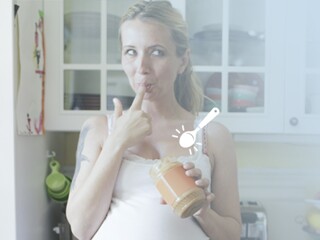 There is no need to avoid certain food to prevent allergies while pregnant