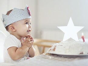 Baby Self Feeding – Time for Independence