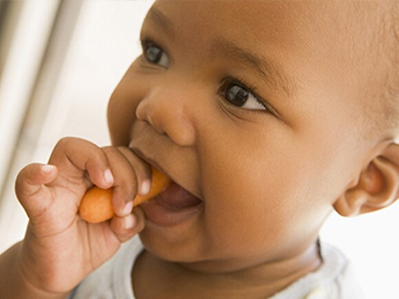 How To Help Your Baby Develop Good Eating Habits